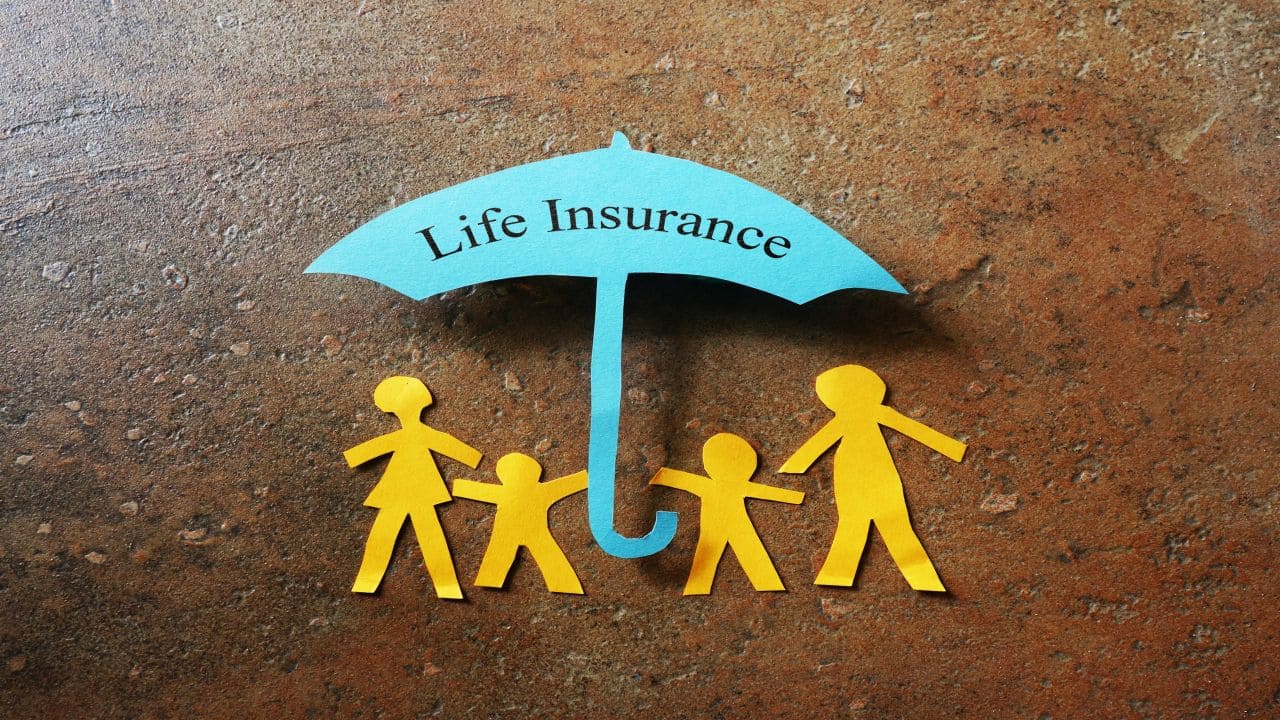 SBI Life Insurance | CMP: Rs 983.25 | Share price touched a 52-week high of Rs 1,005.05 and ended 2 percent higher, a day after the company posted a net profit of Rs 532.38 crore for the March quarter (Q4), a tad above Rs 530.67 crore in the year-ago period.